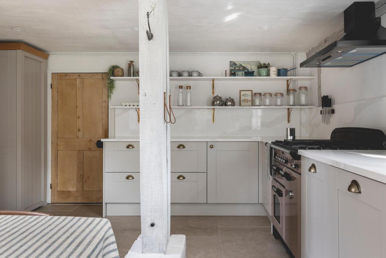 Cosy Cottage With Beautiful Garden, Hottub & Sauna Marden  Exterior foto