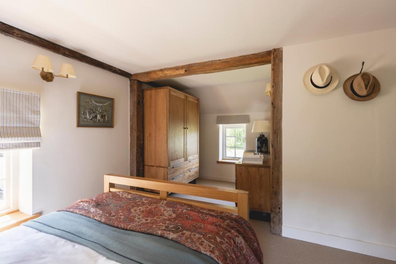 Cosy Cottage With Beautiful Garden, Hottub & Sauna Marden  Exterior foto